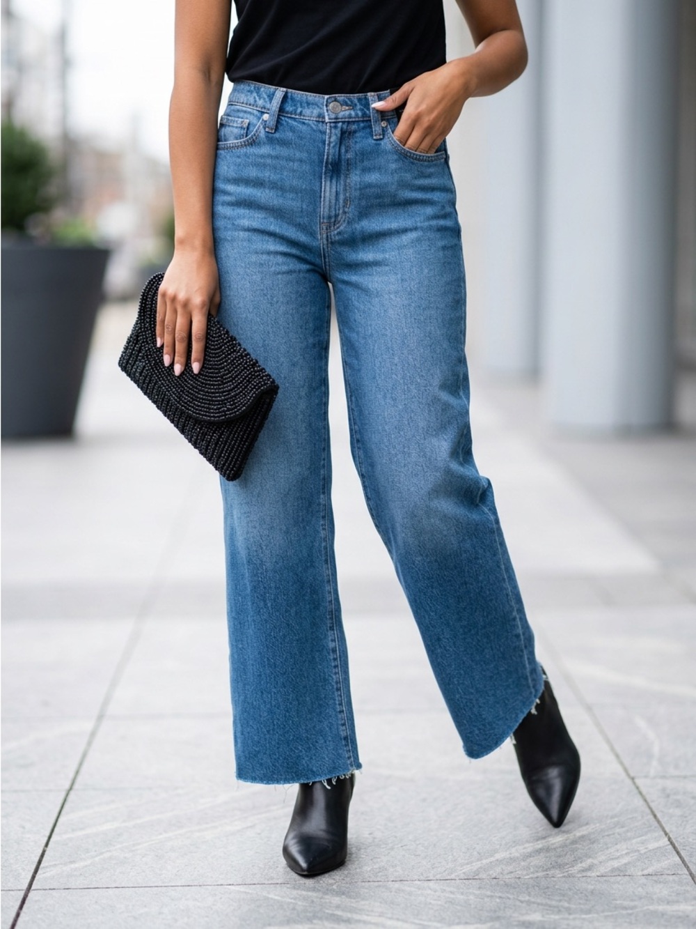 Banana Republic High Rise Wide Leg Jeans Raw Hem NWT Size 30S Short